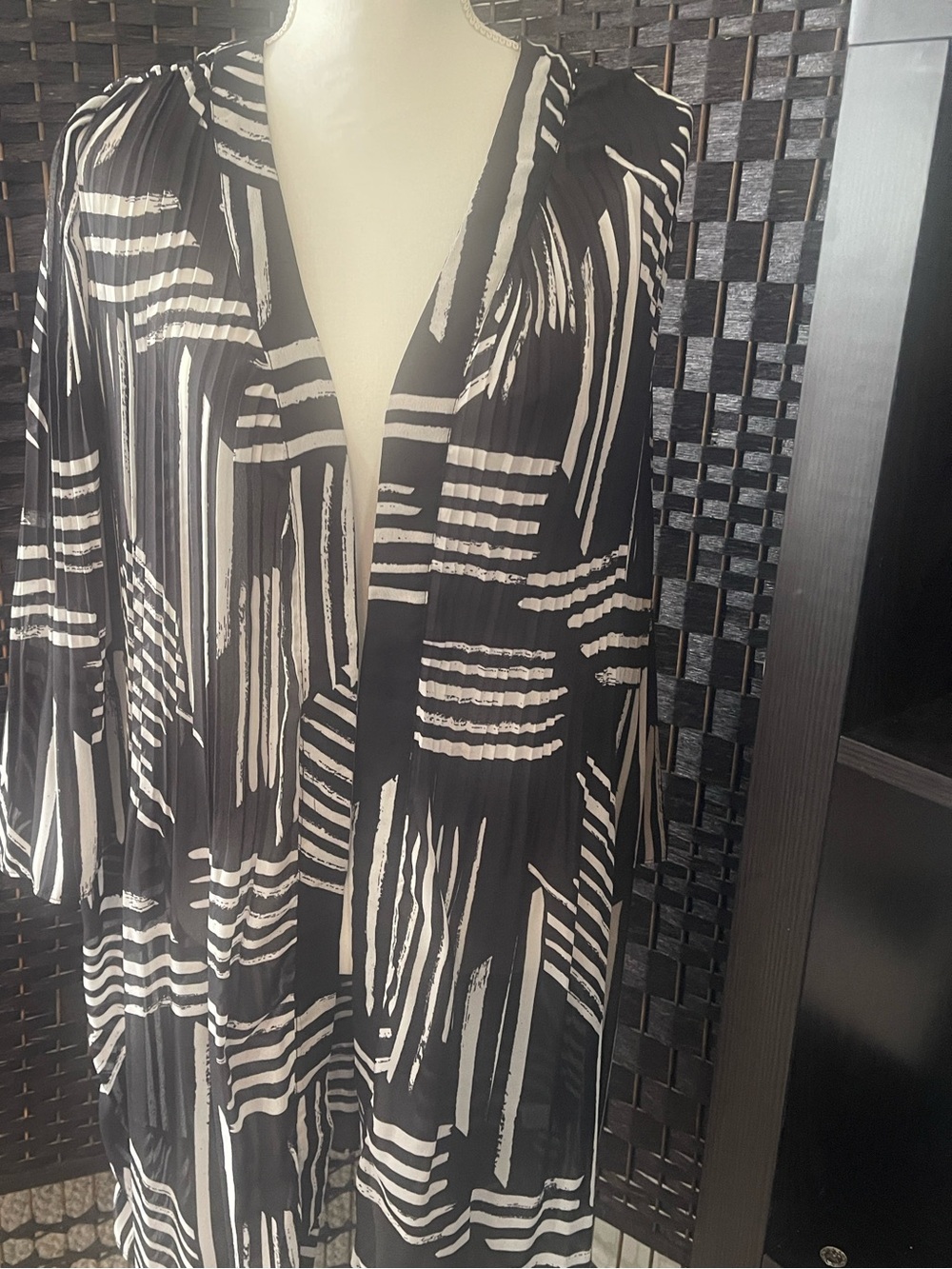 Ninety Black and White Abstract Stripe Duster